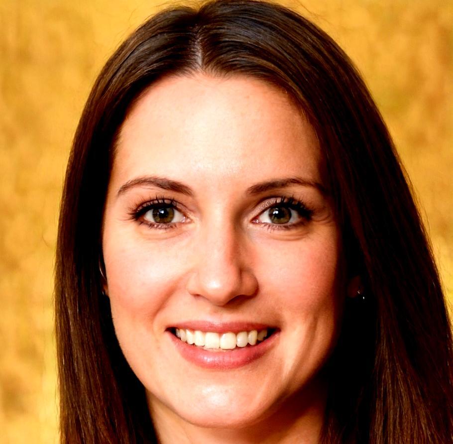 Retrato profesional de Violeta Riquelme
